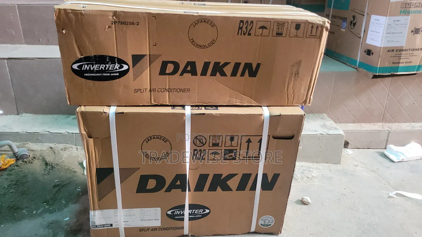 Daikin Split Unit 1.5HP AC (