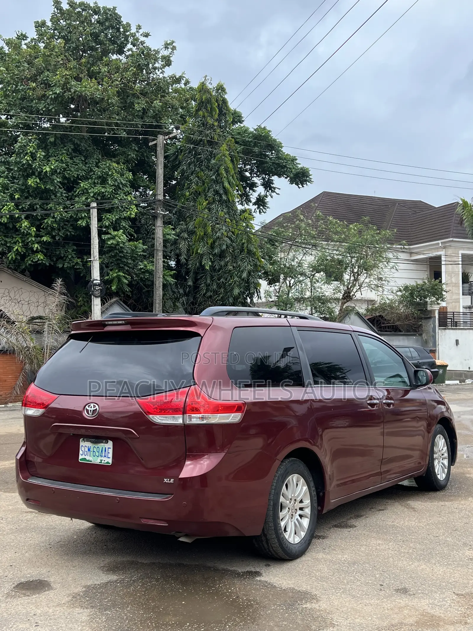 Toyota Sienna 2011