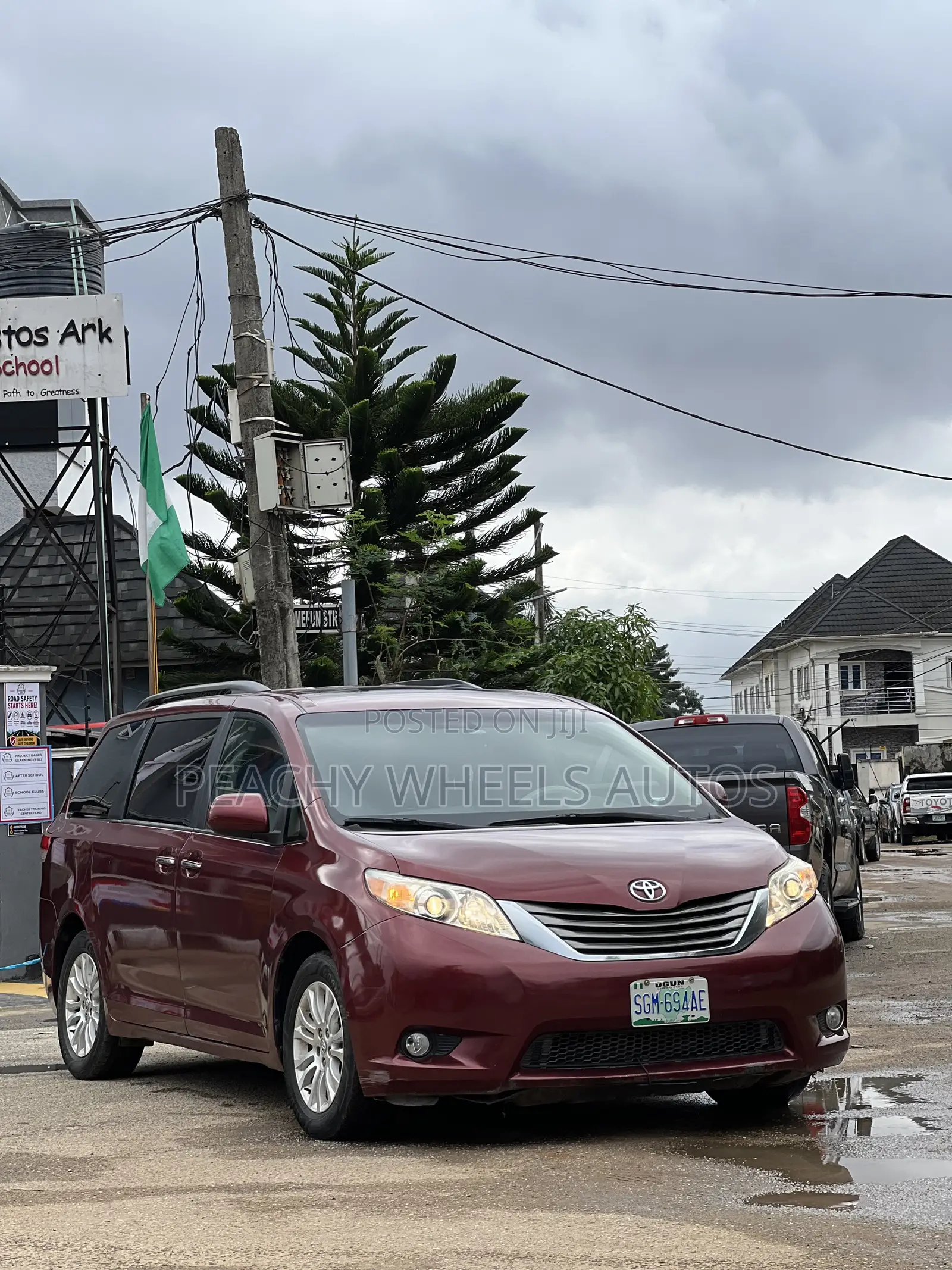 Toyota Sienna 2011