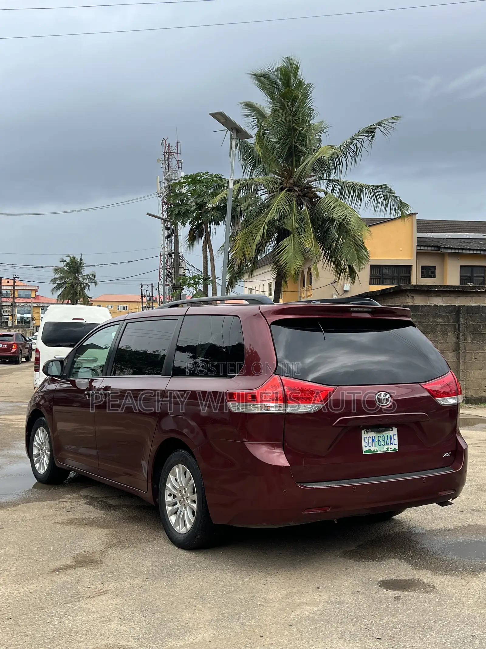 Toyota Sienna 2011