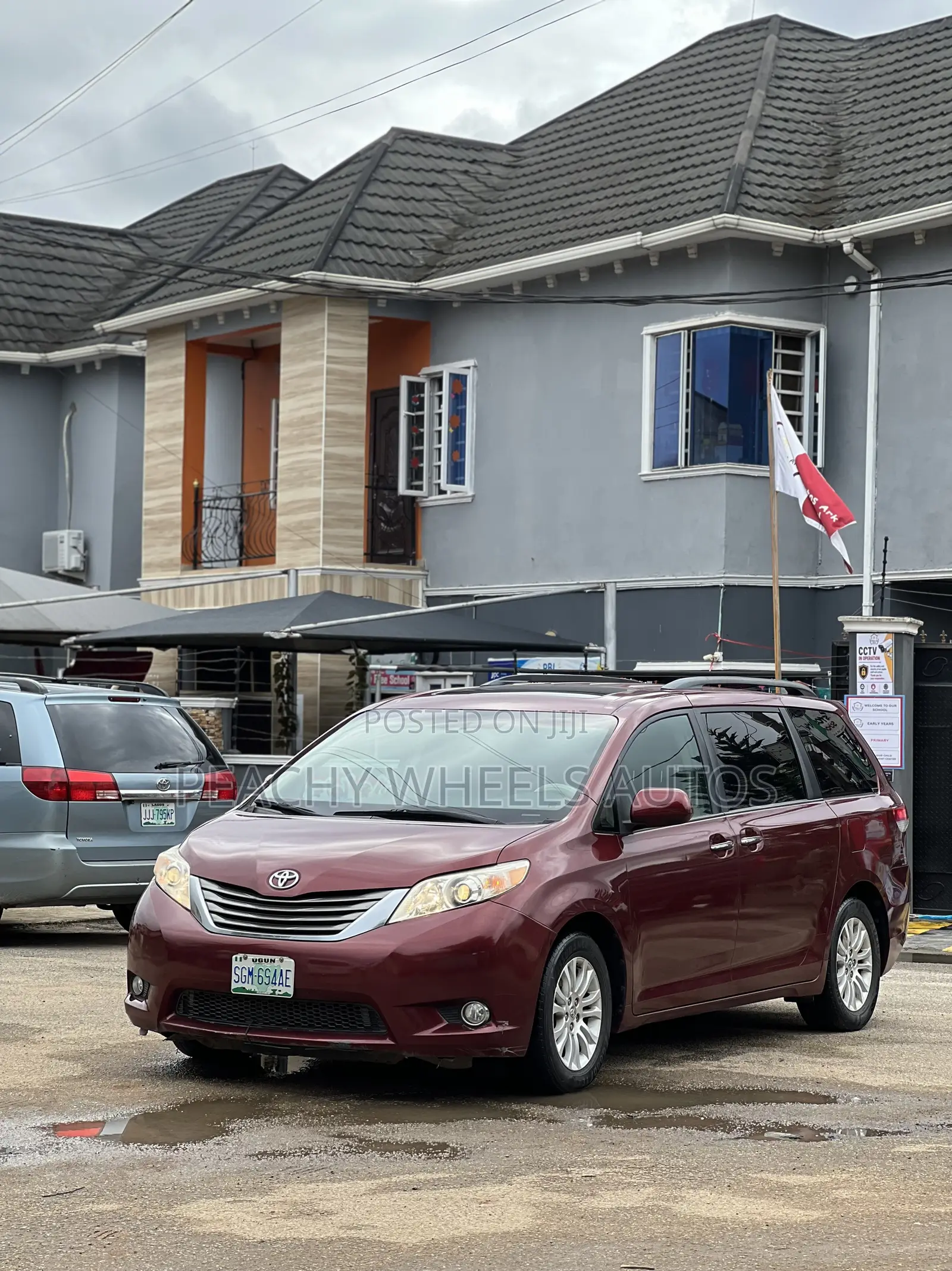 Toyota Sienna 2011