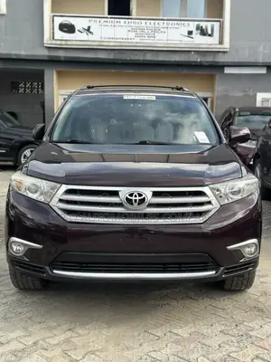 Toyota Highlander Limited 3.5l 4WD 2013 Burgundy