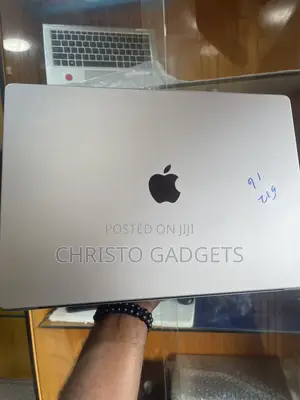 Laptop Apple MacBook Pro 2021 M1 16GB Apple M1 SSD 512GB