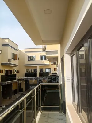 4bdrm Duplex in Lifecamp for sale