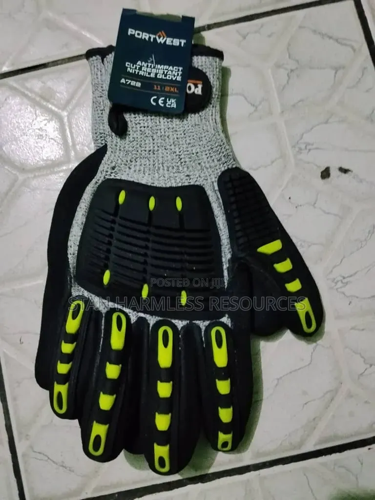 Port West Impart Glove