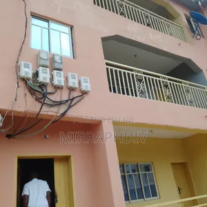 3bdrm Block of Flats in Enugu for rent