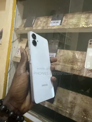 Samsung Galaxy A06 64 GB White