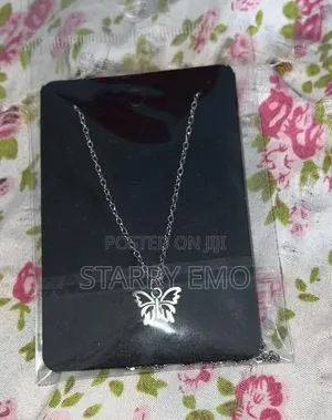 Silver Pendant Necklace