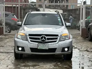 Mercedes-Benz GLK-Class 350 4MATIC 2010 Silver