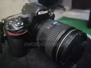Nikon D850 Camera With Lens