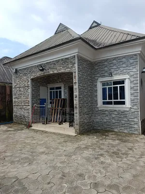 3bdrm Bungalow in Opposite Akpor, Port-Harcourt for rent