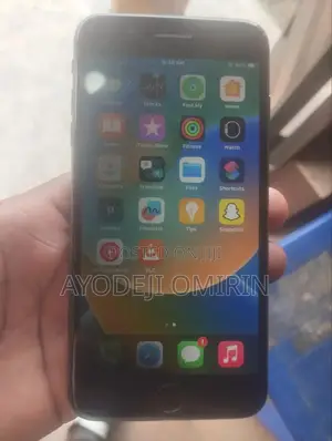 Apple iPhone 8 Plus 64 GB Black