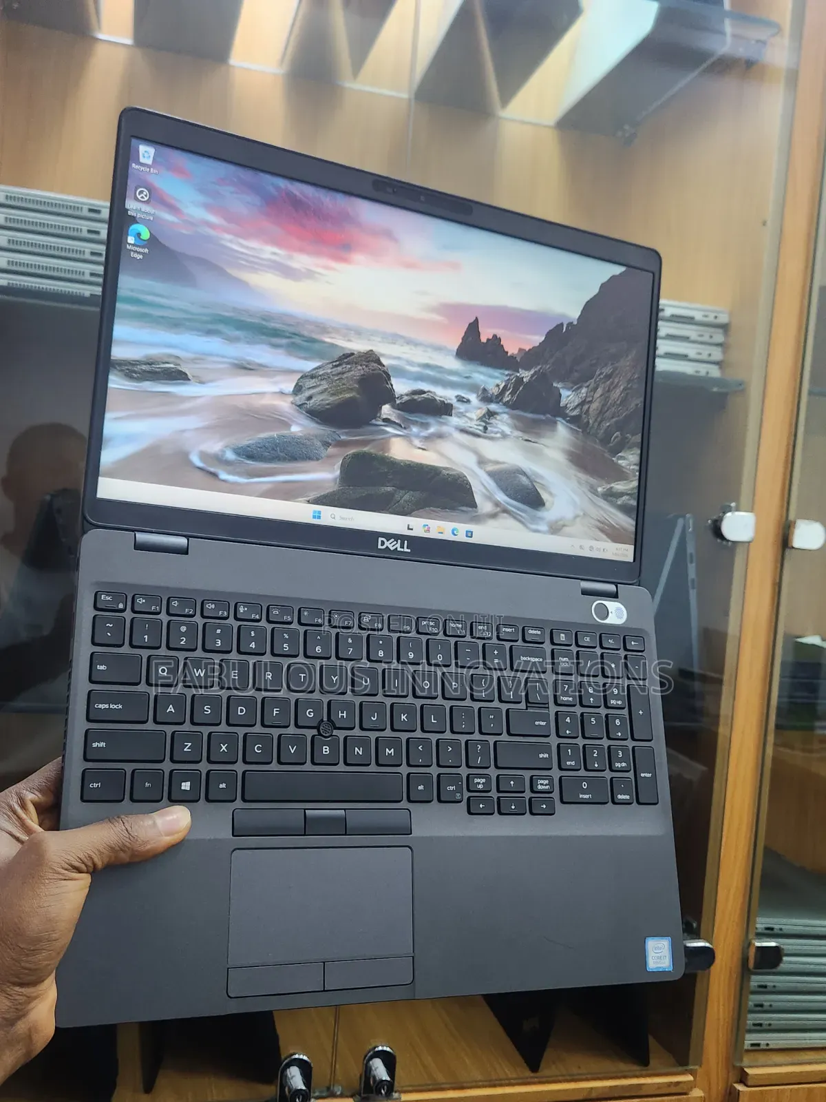 Laptop Dell Precision 3541 1GB Intel Core i7 SSD 512GB