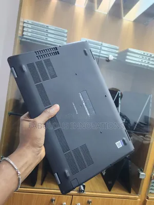 Laptop Dell Precision 3541 1GB Intel Core i7 SSD 512GB