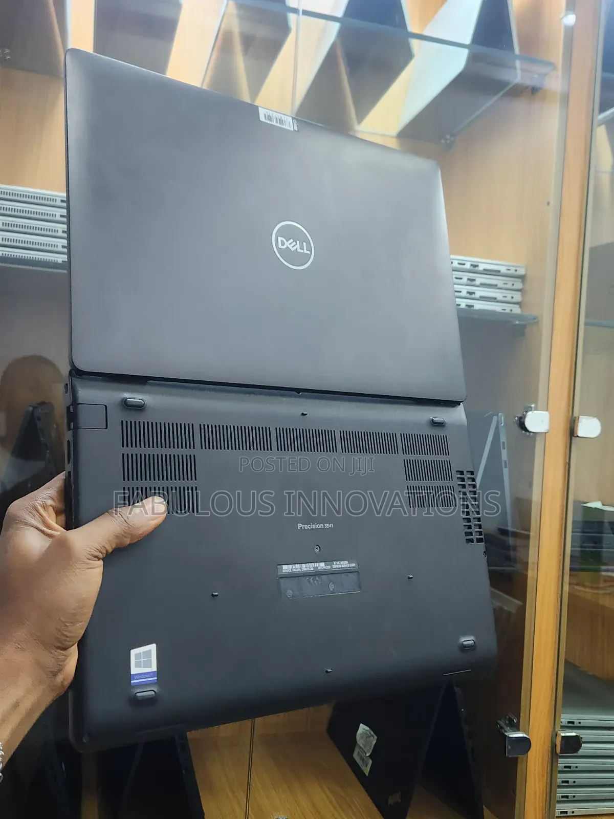 Laptop Dell Precision 3541 1GB Intel Core i7 SSD 512GB