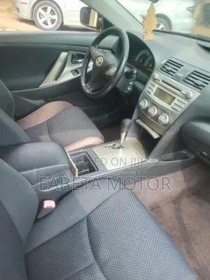 Toyota Camry LE 4dr Sedan (2.5L 4cyl 6A) 2011 Black