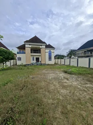 6bdrm Duplex in Ago Palace for sale