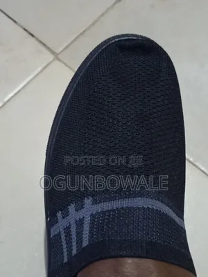 Men's Shoe