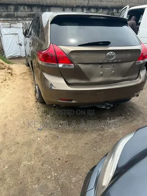 Toyota Venza 2011 Brown