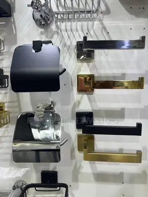 Luxurious Tissue Holder