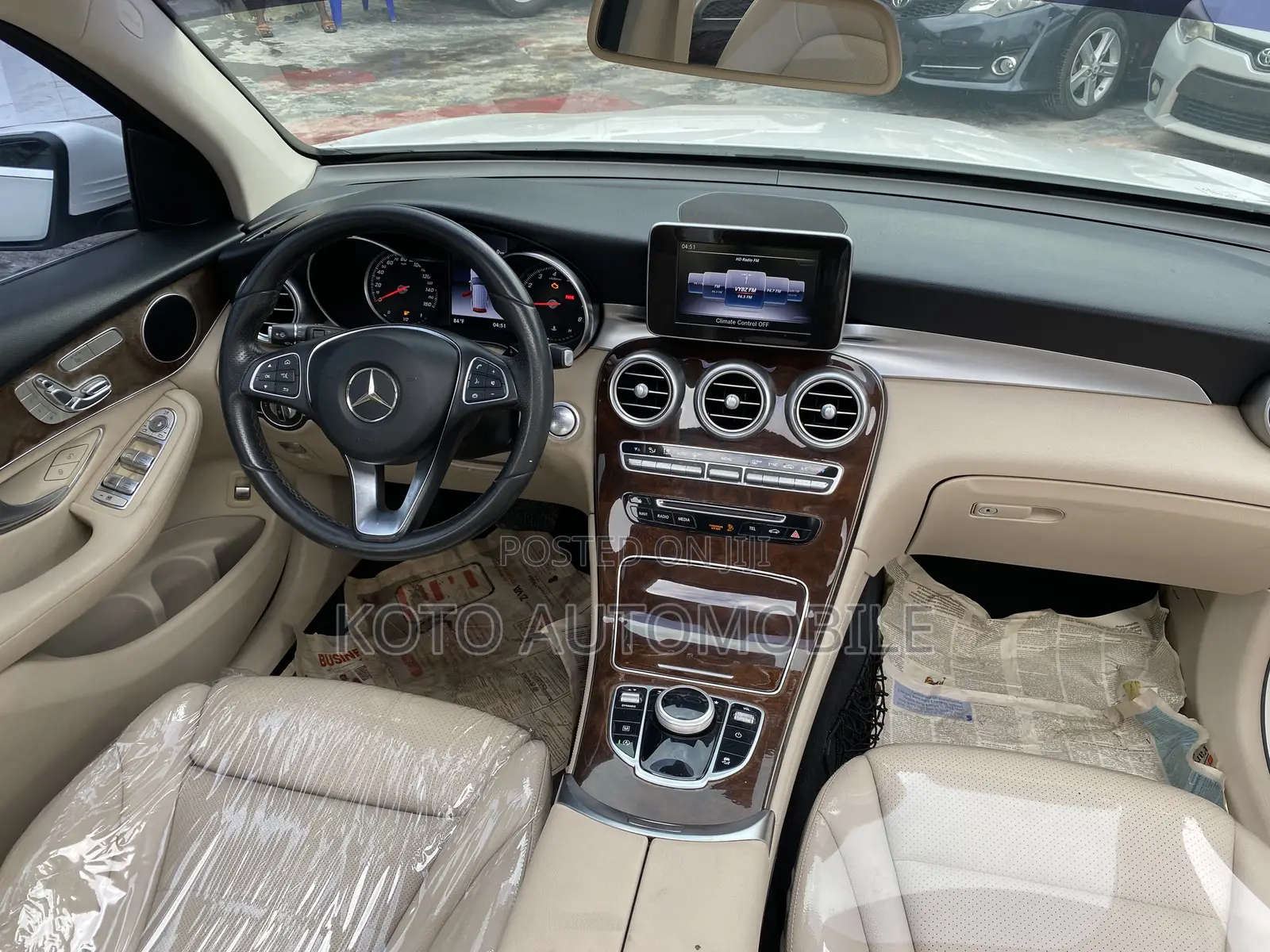 Mercedes-Benz GLC-Class 2018 White