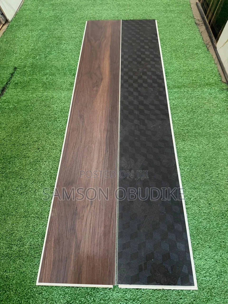 S p.c Tiles