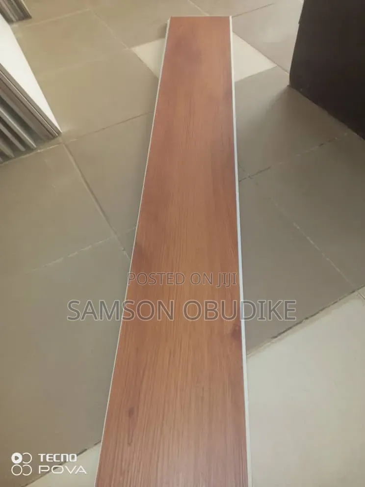 S p.c Tiles
