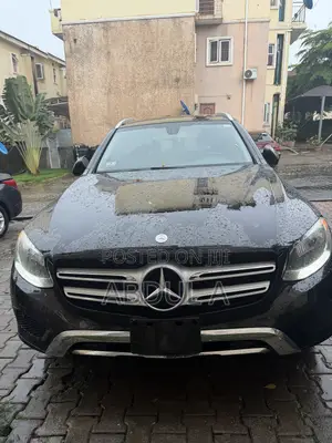 Mercedes-Benz GLC-Class 2017 Black