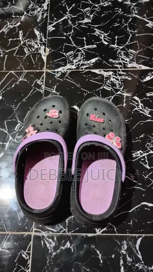 Black Rubber Garden Clogs