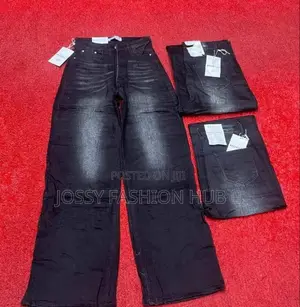 Quality Baggy Jeans Available