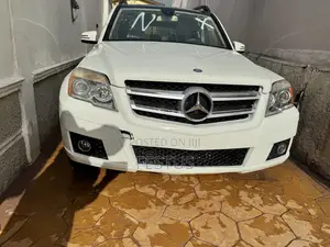 Mercedes-Benz GLK-Class 350 4MATIC 2011 White