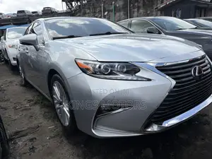 Lexus ES 350 FWD 2016 Silver