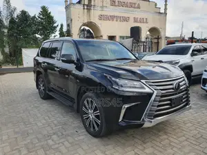 Lexus LX 2019 Black