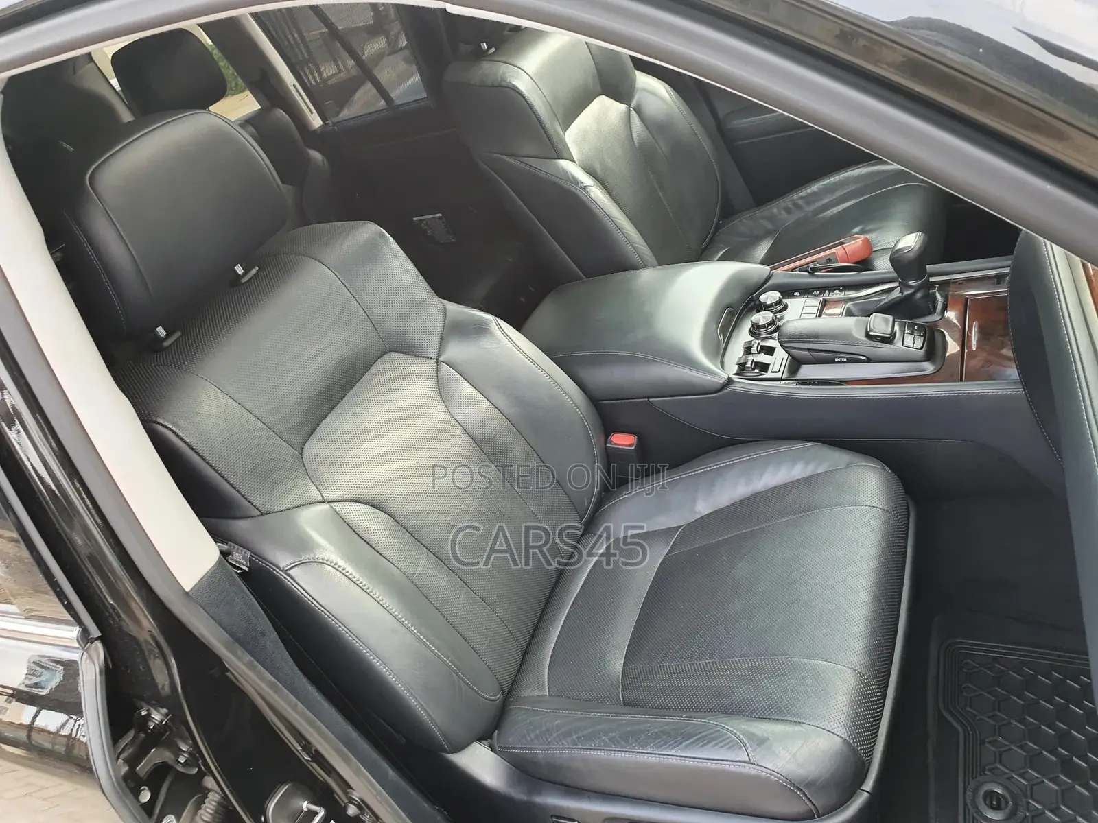 Lexus LX 2019 Black
