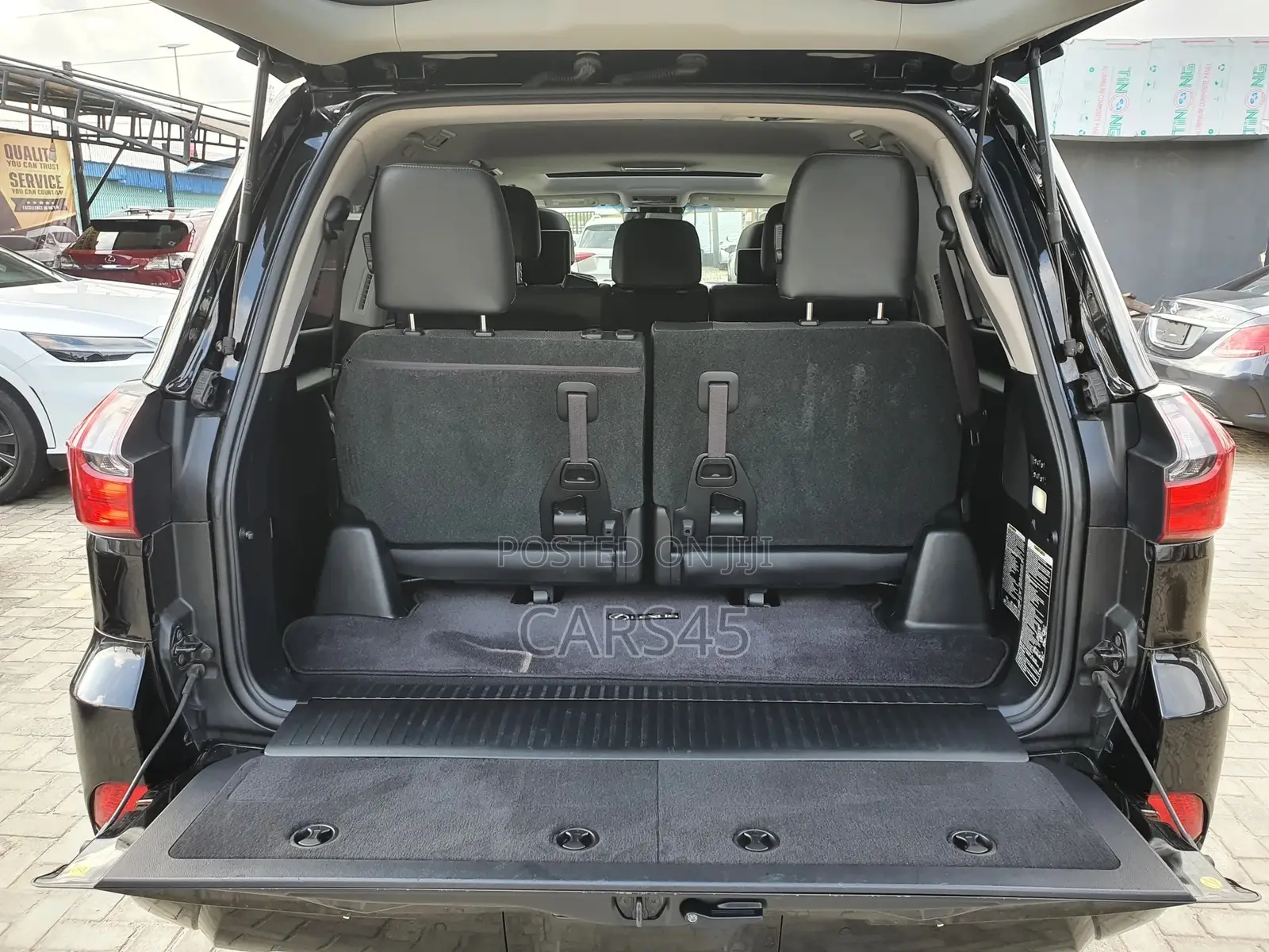 Lexus LX 2019 Black