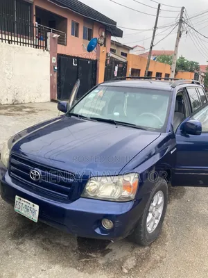 Toyota Highlander V6 2005 Blue