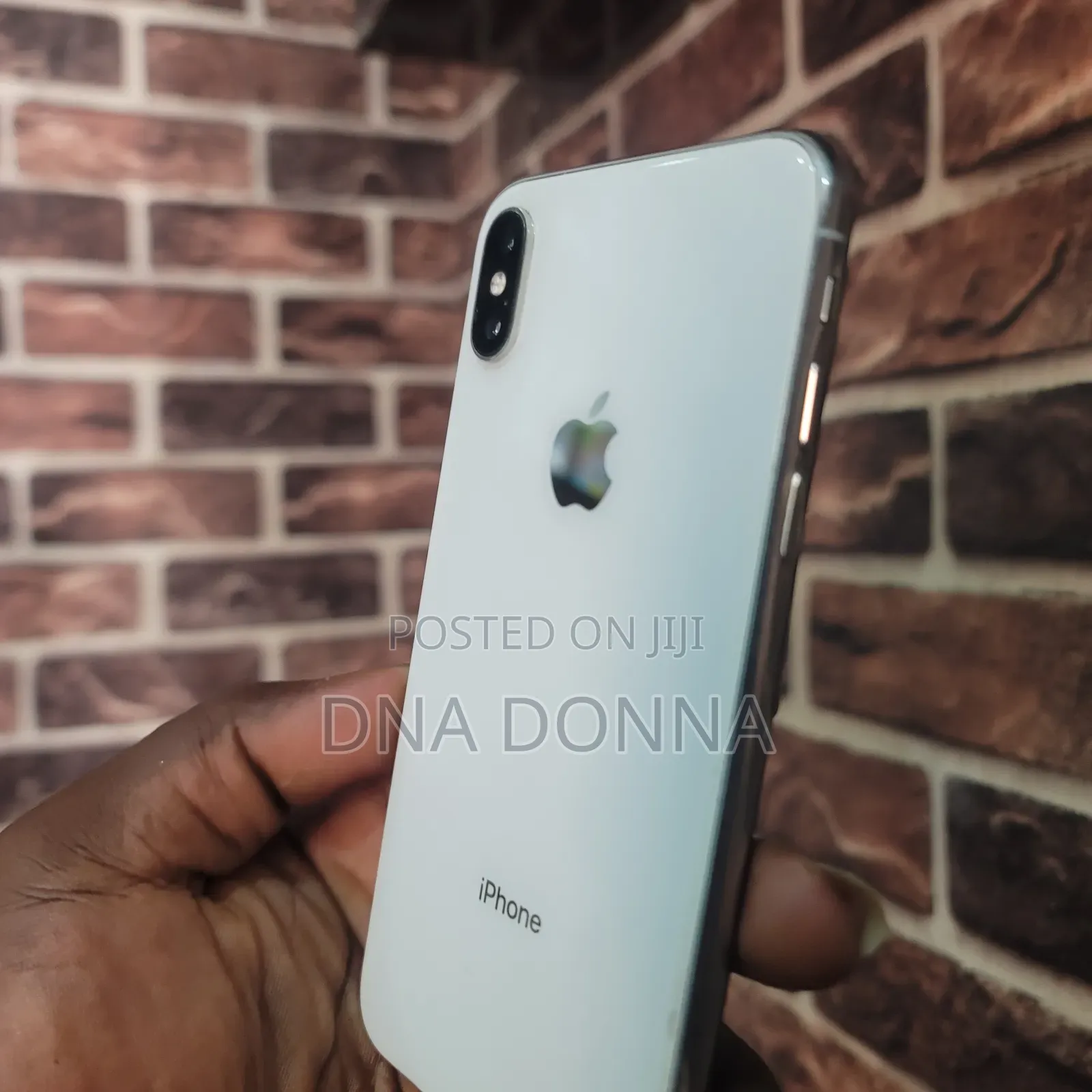 Apple iPhone X 64 GB White