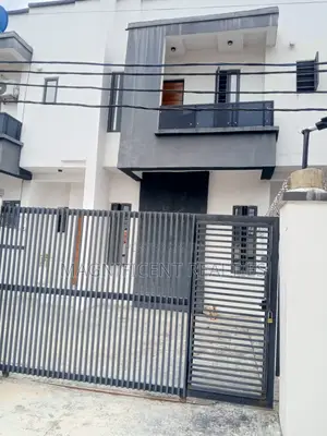 4bdrm Duplex in United Estate, Sangotedo for sale