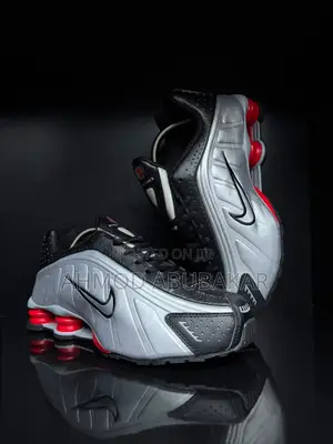 Sdiscounted Price* *Nike Shox R4 Black Metallic Silver