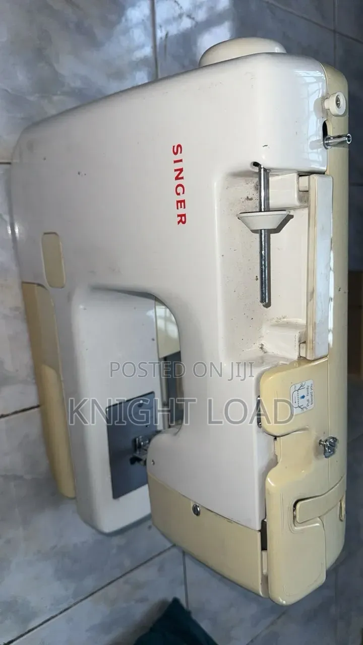 Singer XL Professional Computerised Sewing Machine
