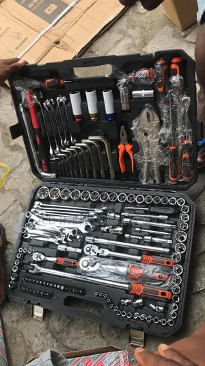 General Mechanic and Automotive Hand Tool Set