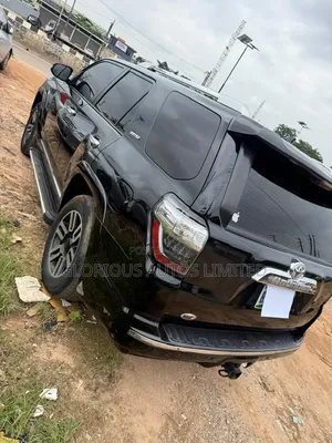Toyota 4-Runner Limited 4WD 2012 Black