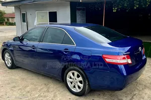 Toyota Camry 2010 Blue