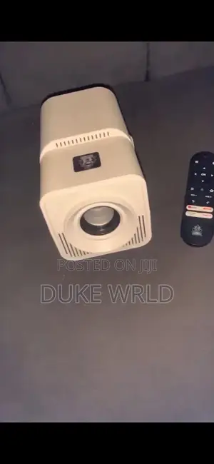 HCS 350 Max Projector