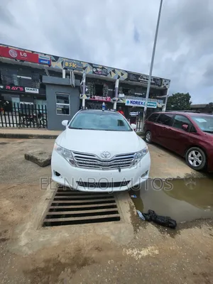 Toyota Venza V6 AWD 2012 White