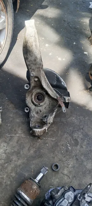 Front Hub for Range Rover 014