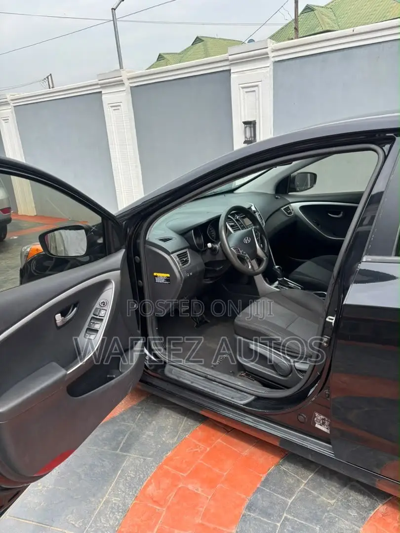 Hyundai Elantra GT 2013 Black