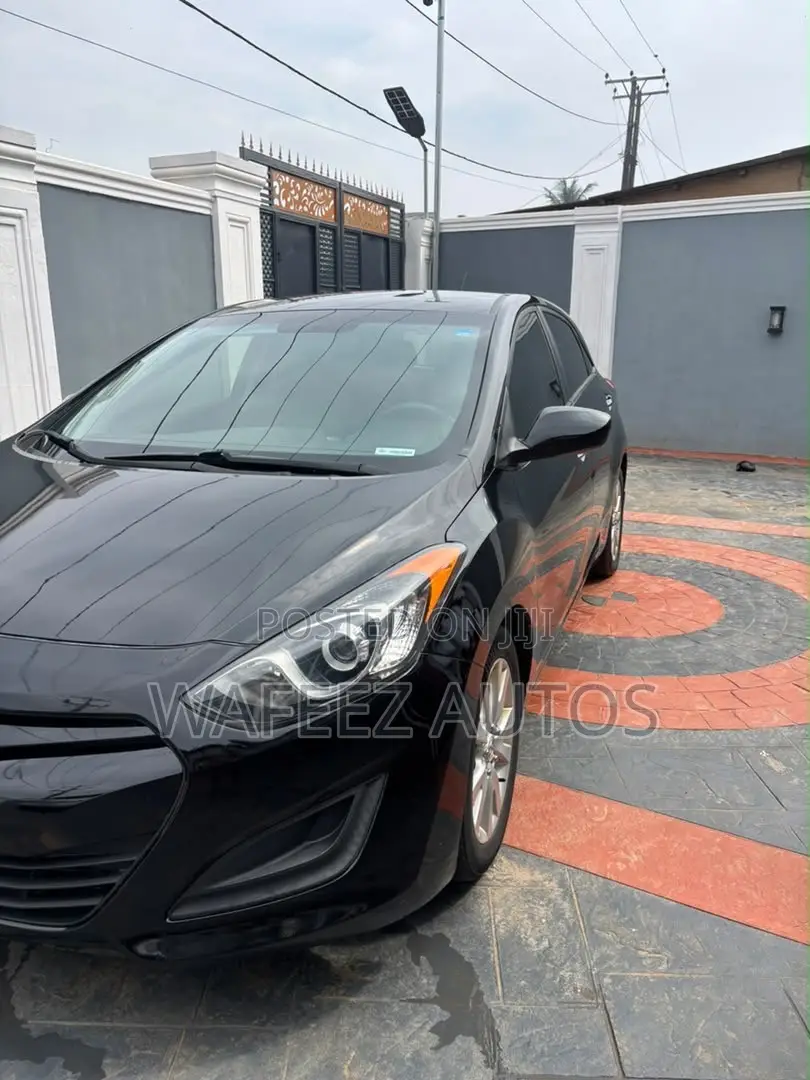 Hyundai Elantra GT 2013 Black