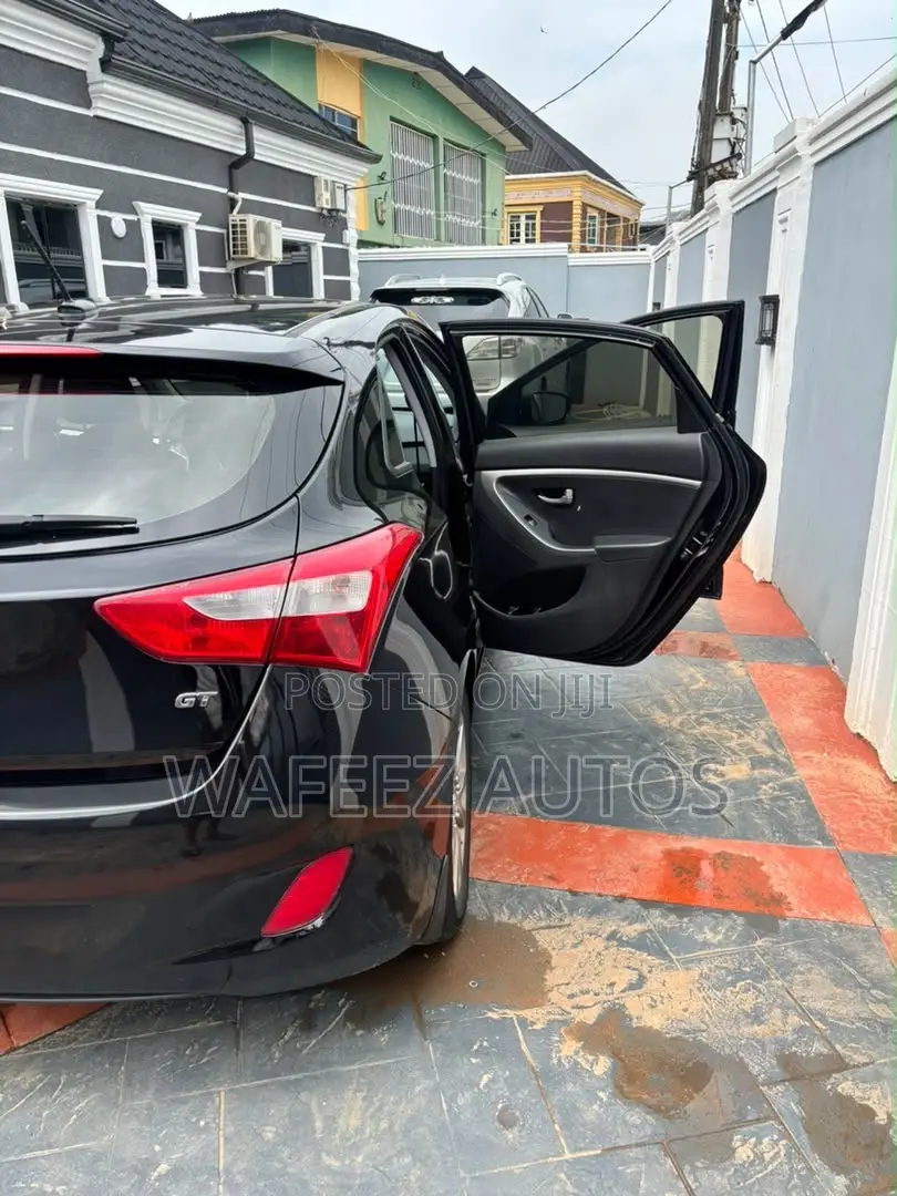 Hyundai Elantra GT 2013 Black