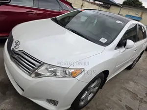 Toyota Venza V6 AWD 2010 White